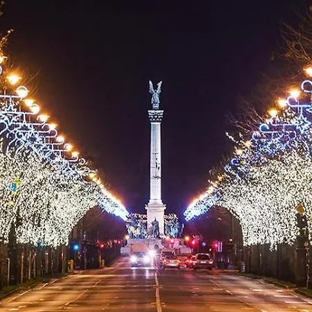 Studio-modern, Heroes' Square,central, Quiet Appartement Boedapest