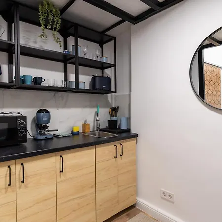 Studio-modern, Heroes' Square,central, Quiet Daire Budapeşte